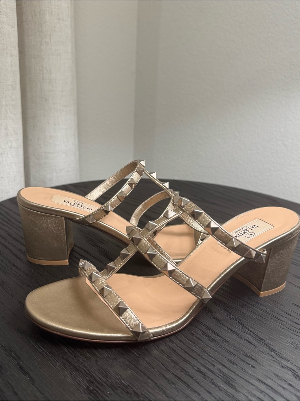 Valentino Garavani Rockstud Caged Slide Sandal Mules Gold 38.5 - Picture 4 of 10